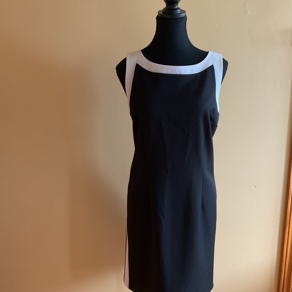 JESSICA Elegant Black and White Sleeveless Dress